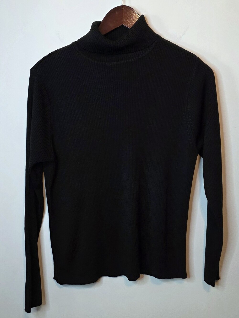Vintage Sag Harbor Black Ribbed Knit Turtleneck Size Large 90s Y2k Classic